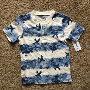 Boys 4T Blue Airplane Tee shirt new with tags buttons carters
